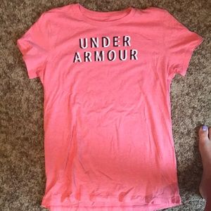 Under Armour Tee 💗